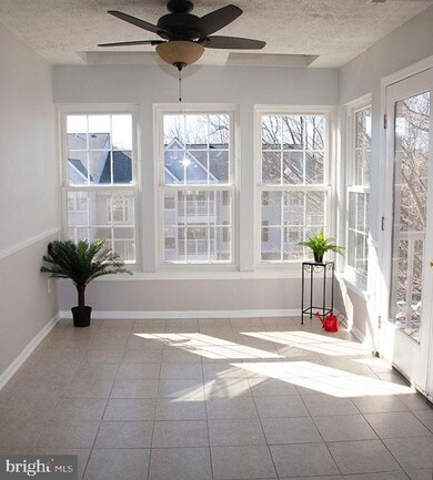 907 Woodbridge Ct unit J, Edgewood, MD 21040 - photo 3