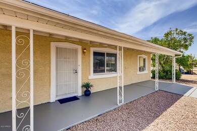 04 Exterior Front Entry