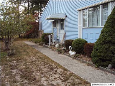 18 Maplewood Dr unit A, Whiting, NJ 08759 - photo 2