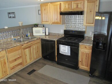 8776 Bruce Dr, Show Low, AZ 85901 - photo 2