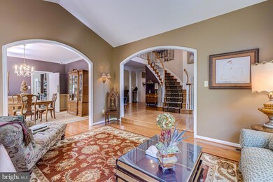 9002 Copperleaf Ln, Fairfax Station, VA 22039 - photo 7