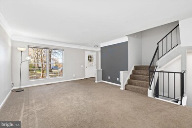 16865 Miranda Ln, Woodbridge, VA 22191 - photo 4