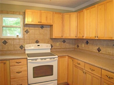 23 Dismukes St, Kittery, ME 03904 - photo 7