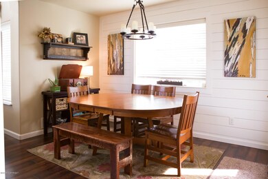 11519 Disc Park dining