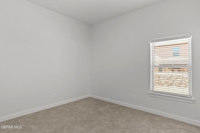 10717 Drew Pearson Dr, El Paso, TX 79924 - photo 4