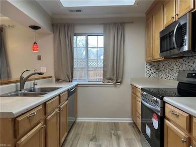 657 Oleander Cir, Virginia Beach, VA 23464 - photo 7