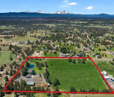 64830 Half Mile Ln, Bend, OR 97703 - photo 2