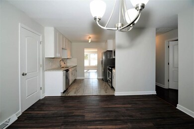 3216 Maple Ln, Hazel Crest, IL 60429 - photo 4