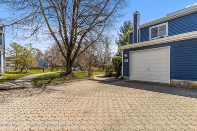 001_24_RAMBLING_MEADOW_COURT_373133_6996