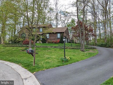 265 Twin Lakes Dr unit 24, Gettysburg, PA 17325 - photo 2