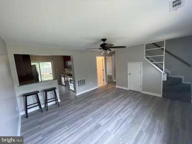 811 Duvall Hwy, Pasadena, MD 21122 - photo 4