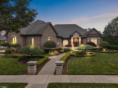 36270 Vita Bella Dr unit 4, Clinton Township, MI 48035 - photo 2