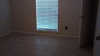 8422 Garden Parks Dr, Houston, TX 77075 - photo 5