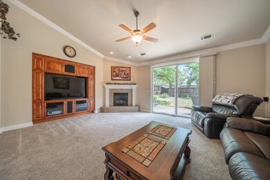 619 Casa Buena St, Redding, CA 96003 - photo 5