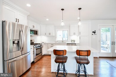 13611 Grenoble Dr, Rockville, MD 20853 - photo 3