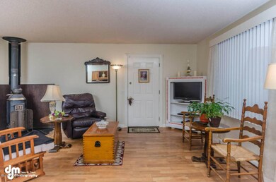 8054 Seaview St Anchorage AK-large-003-L