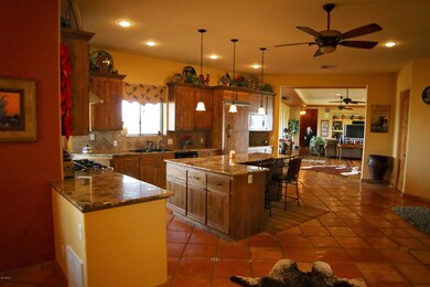 20920 W Lazy Ranch Rd, Wickenburg, AZ 85390 - photo 3