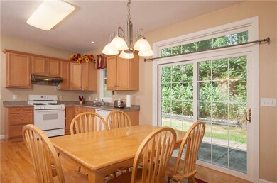 Kitchen/Breakfast Nook