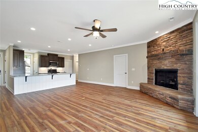 TBD Crescent Ln unit 23C, Sugar Mountain, NC 28604 - photo 7