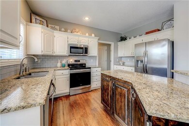 20917 W 53rd St, Shawnee, KS 66218 - photo 7