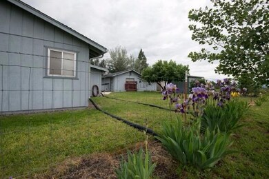 6681 Domino Rd, Central Point, OR 97502 - photo 5