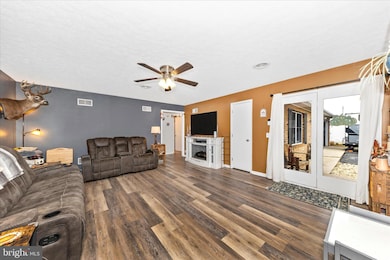 126 Game Trail Rd, Falling Waters, WV 25419 - photo 7