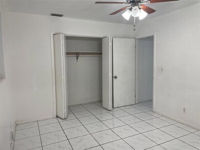 513 SW 8th St, Hallandale Beach, FL 33009 - photo 7