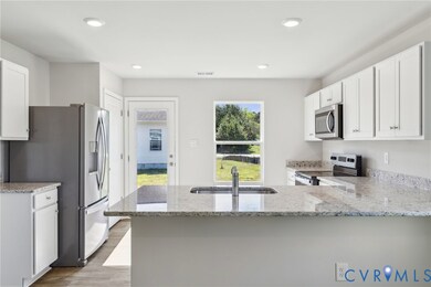 82 Our Way Dr, Kilmarnock, VA 22482 - photo 5