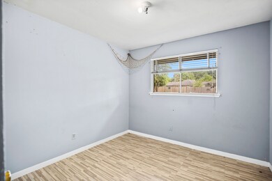 1302 Cherry Spring Dr, Houston, TX 77038 - photo 7