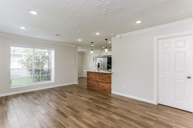 10919 Maple Rock Dr, Humble, TX 77396 - photo 5