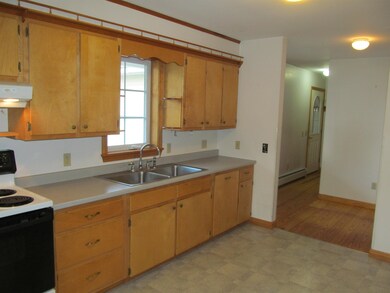 55 Thomas Ave, Charlestown, NH 03603 - photo 3