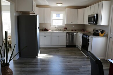 840 Old Stewart Rd, Tennessee Ridge, TN 37178 - photo 3