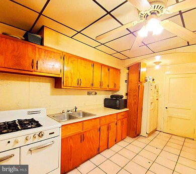 2302 Koko Ln, Baltimore, MD 21216 - photo 7