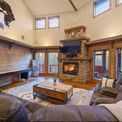 69 Breeann Cir, Broken Bow, OK 74728 - photo 2