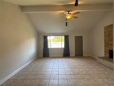 3422 Sandbrook Dr, Houston, TX 77066 - photo 2