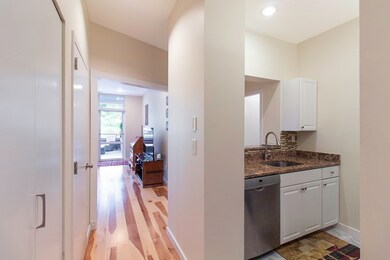 Thomas Graves Landing unit 108, Cambridge, MA 02141 - photo 5