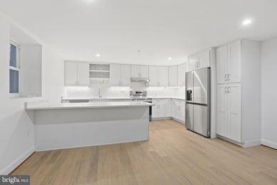 812 Park Ave unit LL, Baltimore, MD 21201 - photo 4