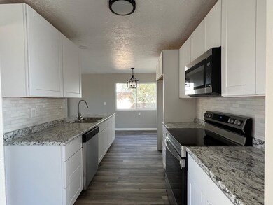 1836 Crescent Dr, Alamogordo, NM 88310 - photo 5