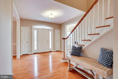 22046 Auction Barn Dr, Ashburn, VA 20148 - photo 4