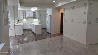 1220_Matterhorn_KitchenFromDining