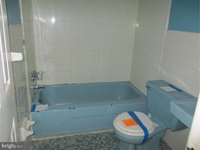 12508 Knights Rd, Philadelphia, PA 19154 - photo 5