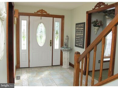 629 Chapel Rd, Cinnaminson, NJ 08077 - photo 3