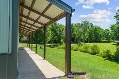 7999 Seay Rd, Beggs, OK 74421 - photo 3