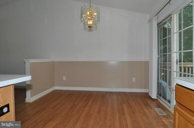 35538 Wilderness Shores Way, Locust Grove, VA 22508 - photo 7