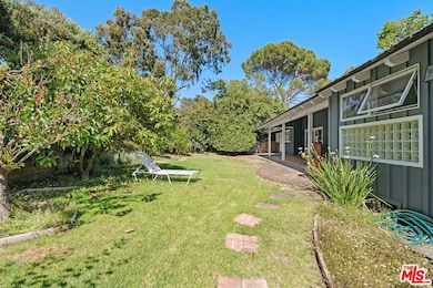 6363 Sycamore Meadows Dr, Malibu, CA 90265 - photo 4