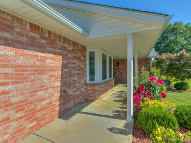 2540 SE Vicksburg St, Bartlesville, OK 74006 - photo 6