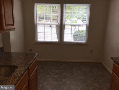 2023 Mayflower Dr, Woodbridge, VA 22192 - photo 7