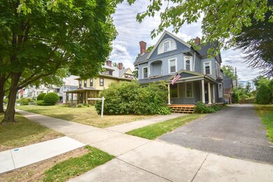 55 Fairfield Ave, Holyoke, MA 01040 - photo 2