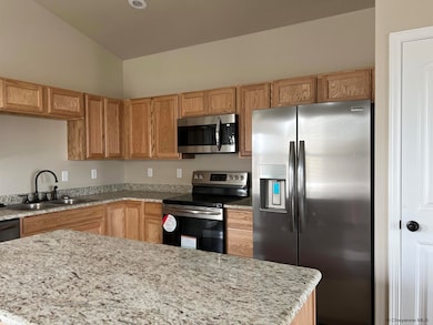 3320 Thomas Rd, Cheyenne, WY 82009 - photo 2