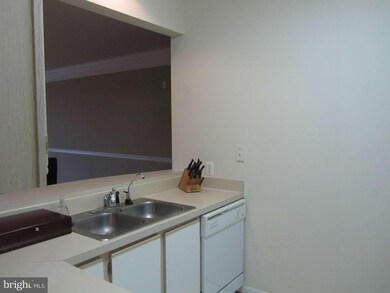 110 Chevy Chase St, Gaithersburg, MD 20878 - photo 3